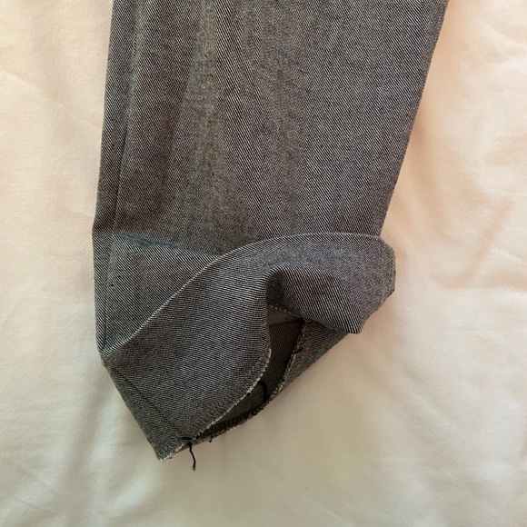 Banana Republic skinny Sloan pant. - Picture 7 of 7